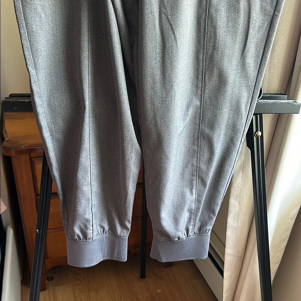 Cuddl Duds Gray Joggers with Relaxed Fit and Matte Finish - Picture 4 of 7